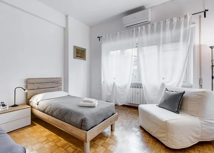 Dama - Trastevere 4* ローマ